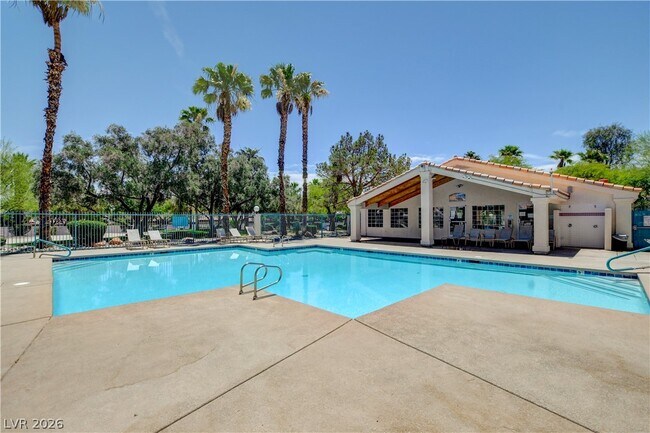 Building Photo - 8039 Teresita Ave