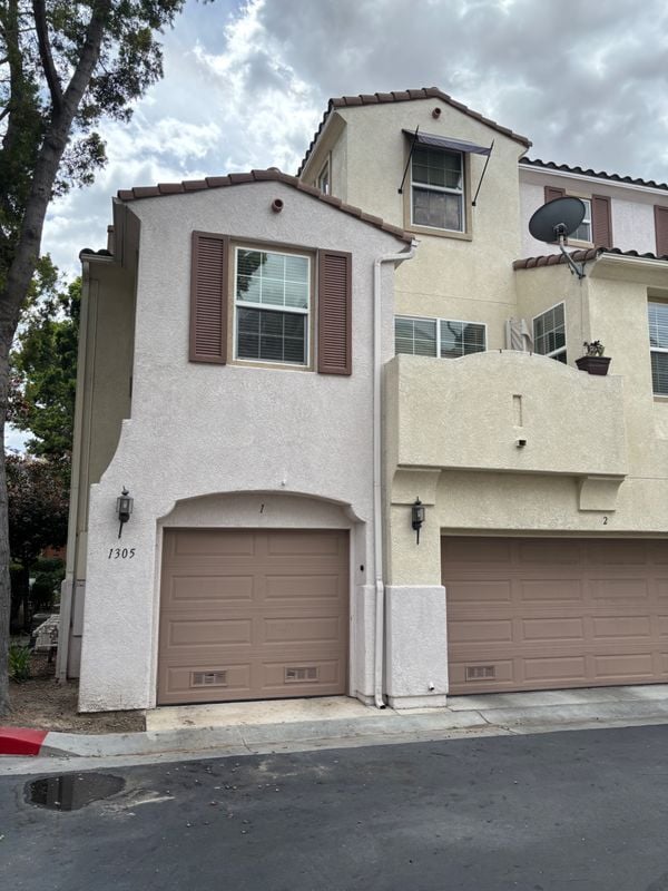 Building Photo - 1305 Mother Lode Way