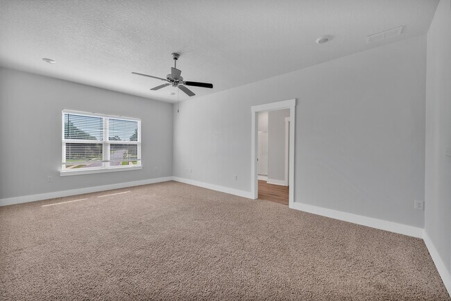 Building Photo - 6082 Carina Rd