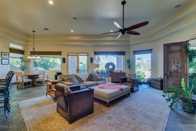 Building Photo - 549 Regents Gate Dr