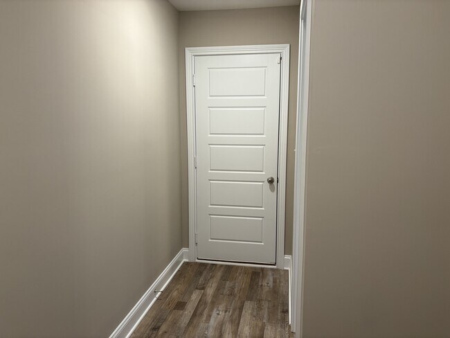 Building Photo - 235 Dugger Dr