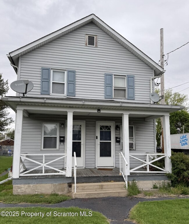 Primary Photo - 204 Jackson St