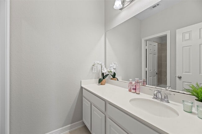 Building Photo - 9710 Messina Crest Ct