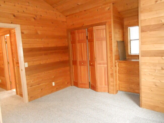 Building Photo - 13784 Partridge Foot