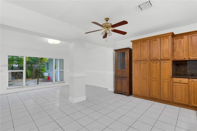 Building Photo - 9441 SW 27th Dr