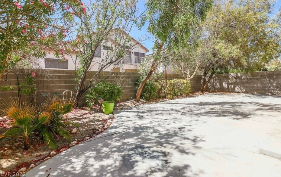 Building Photo - 1701 Park Mesa Ln