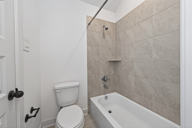 Building Photo - 18919 Toscana Ln