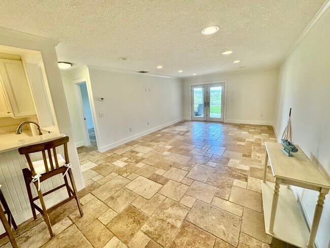 Building Photo - 2415 Costa Verde Blvd