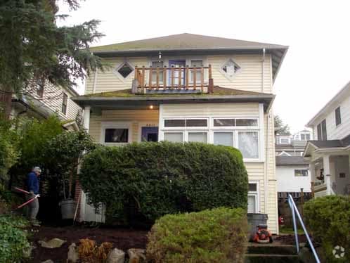 Building Photo - U-District Rooming House