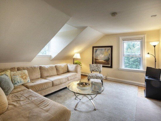 Living Room - 95 Coggeshall Ave