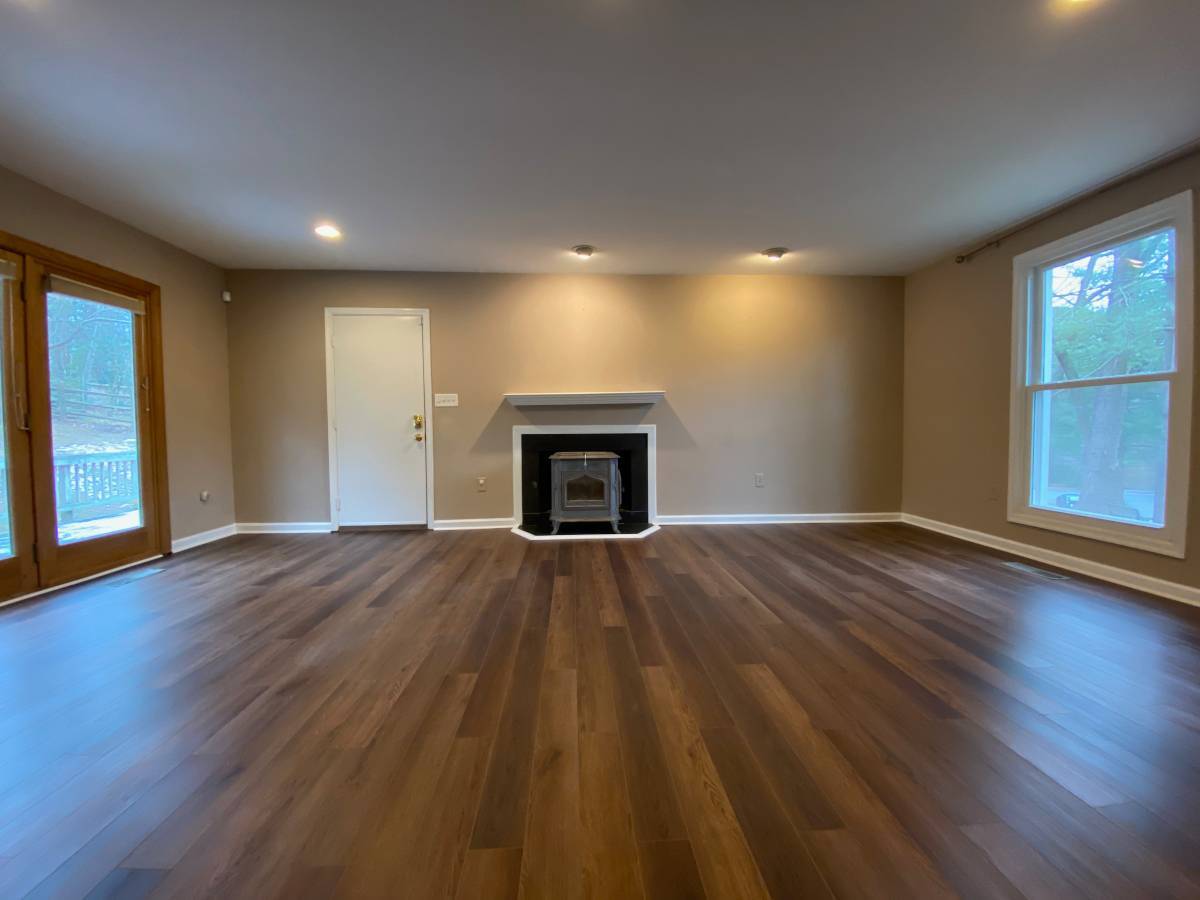 Main Level Open Room - 1815 CRANBERRY LN