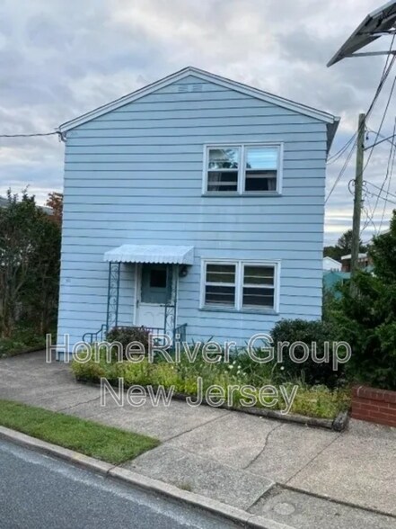 Primary Photo - 30 Irving Pl