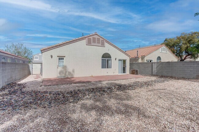 Building Photo - 1460 Dragon Rock Dr