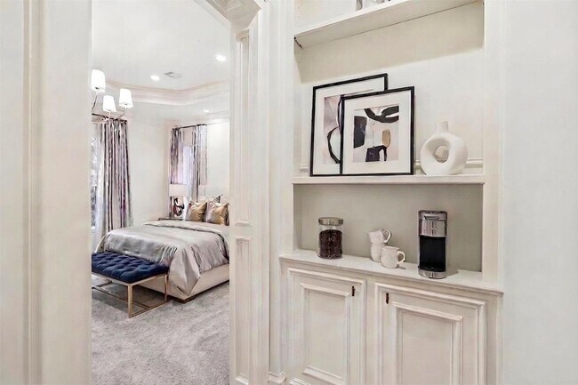 Building Photo - 3917 Tennyson St