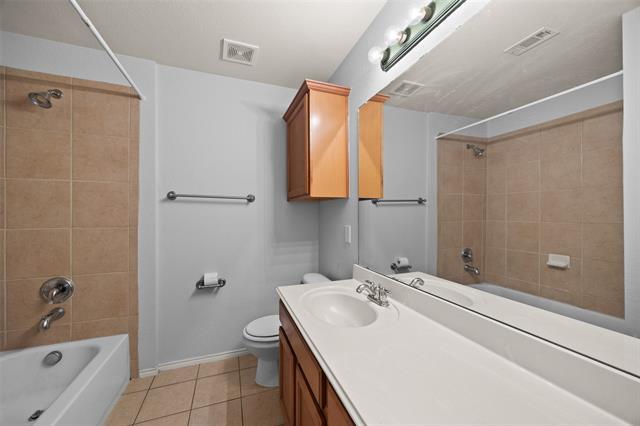 Building Photo - 11366 Mansfield Dr