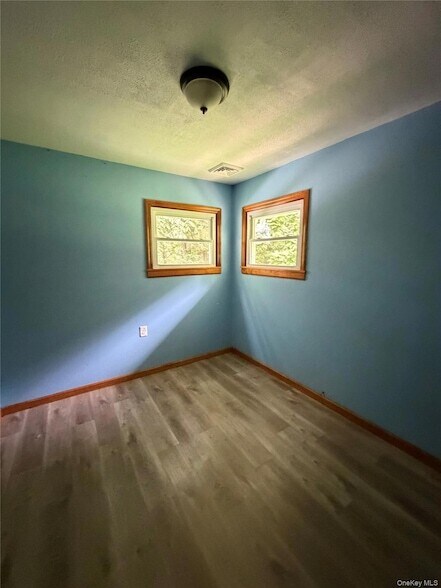 Building Photo - 204 Stony Ford Rd