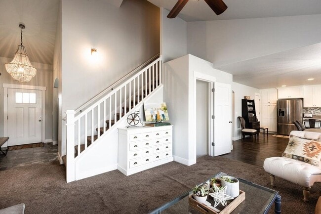 Building Photo - Aspen Pointe Heber Home