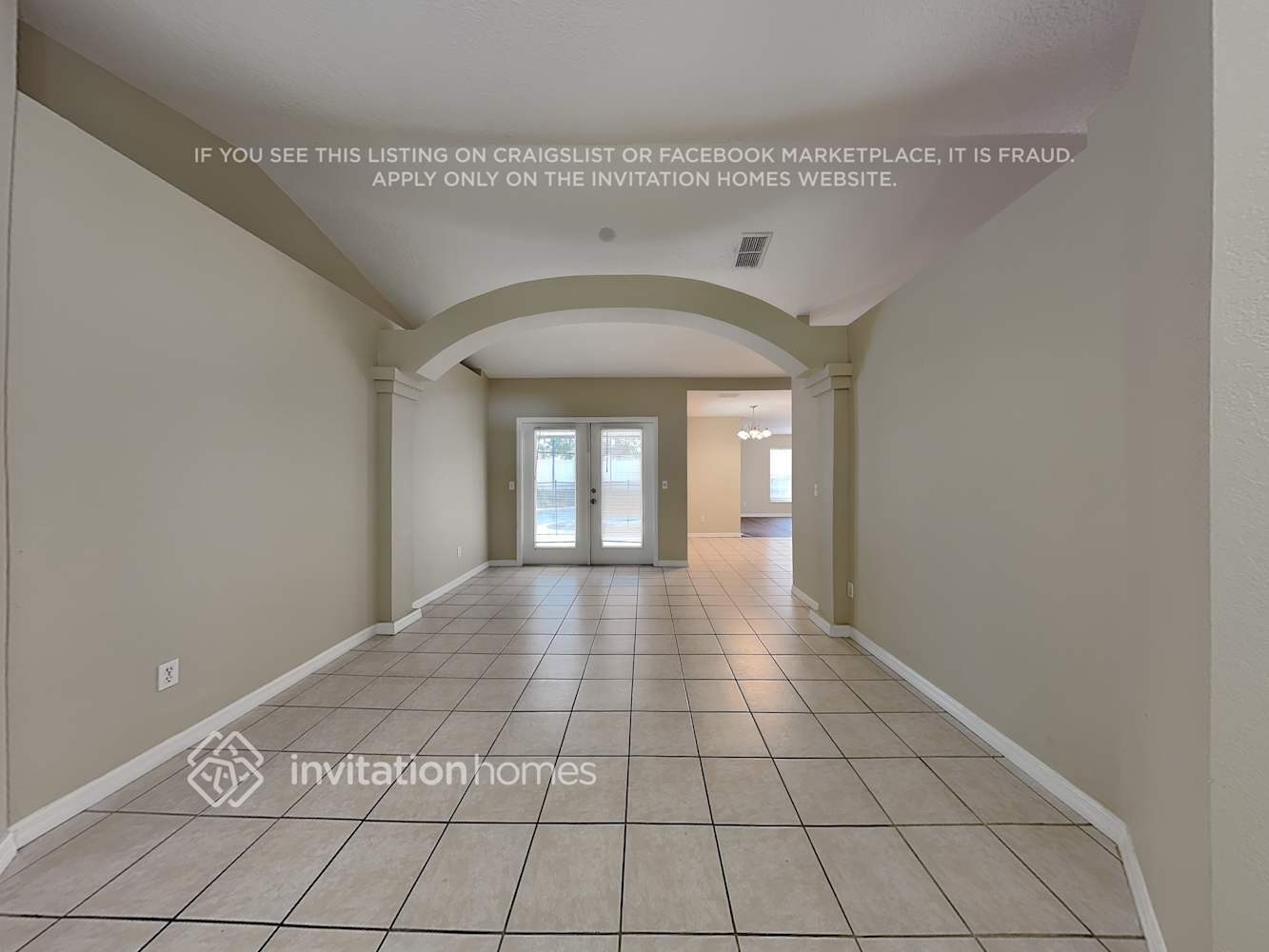 Building Photo - 115 Secluded Oak Ct