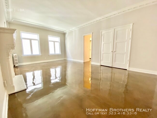 Primary Photo - 900 S Serrano Ave Los Angeles CA 90006