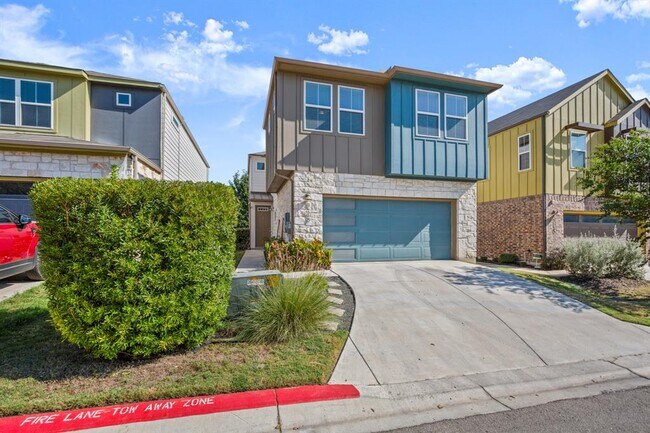 Building Photo - 7118 Silver Star Ln
