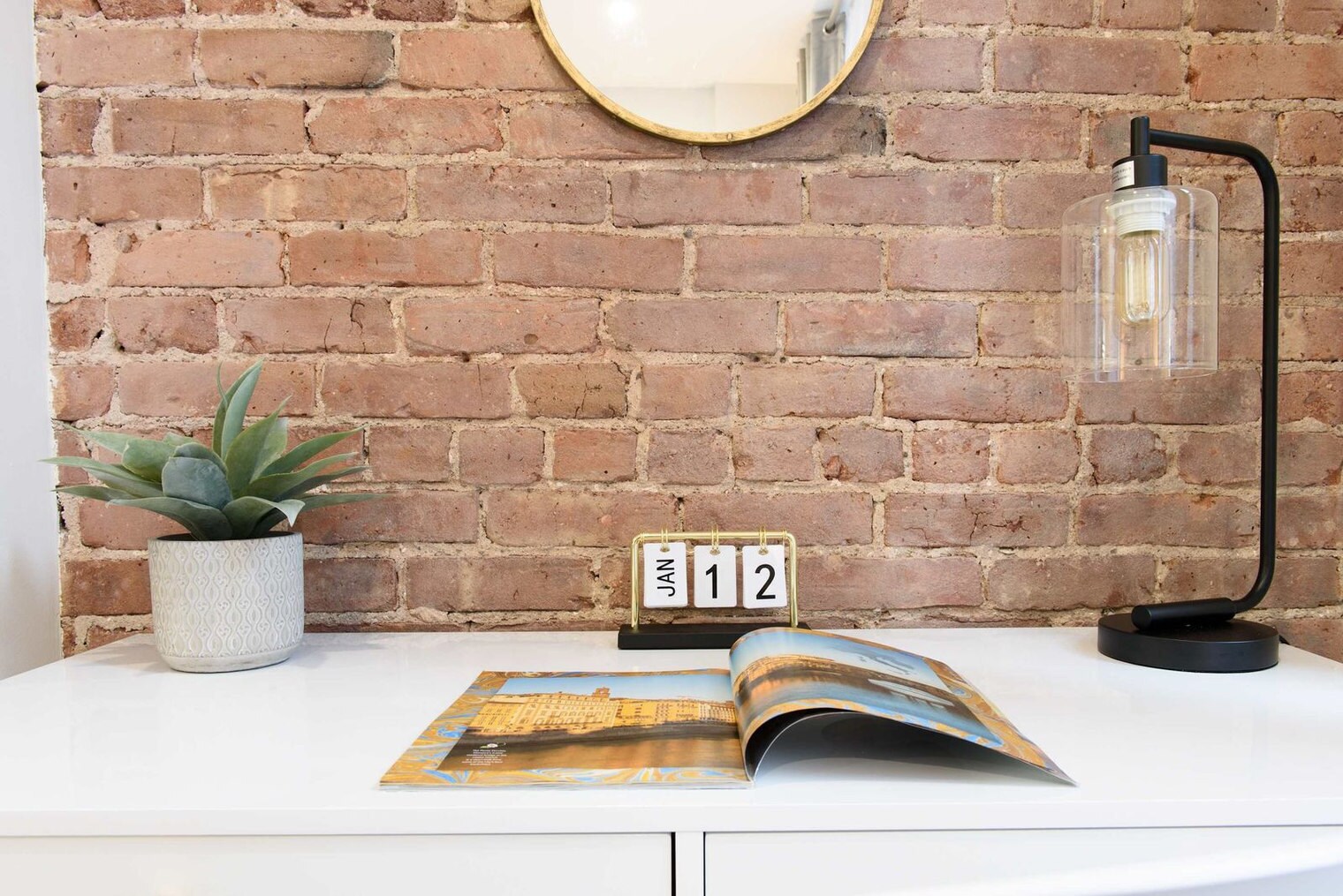 Building Photo - 240e E 75th St