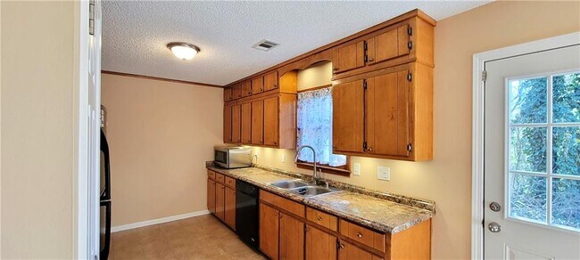 Building Photo - 200 Wayside Dr