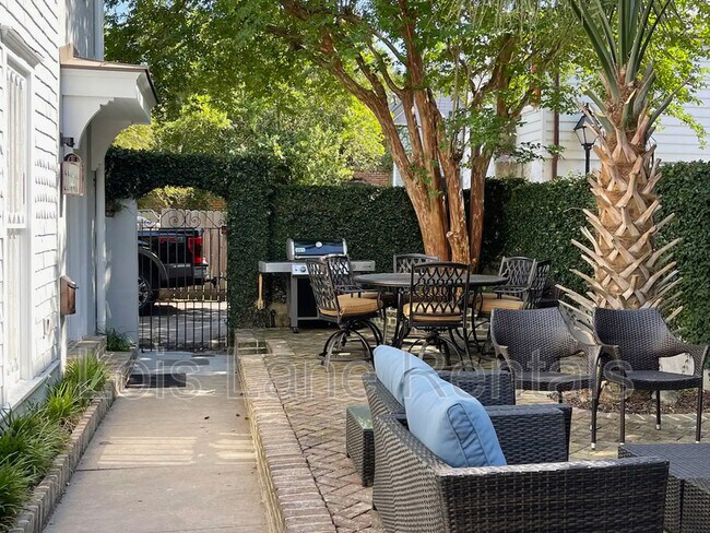 Building Photo - 1 Weims Ct