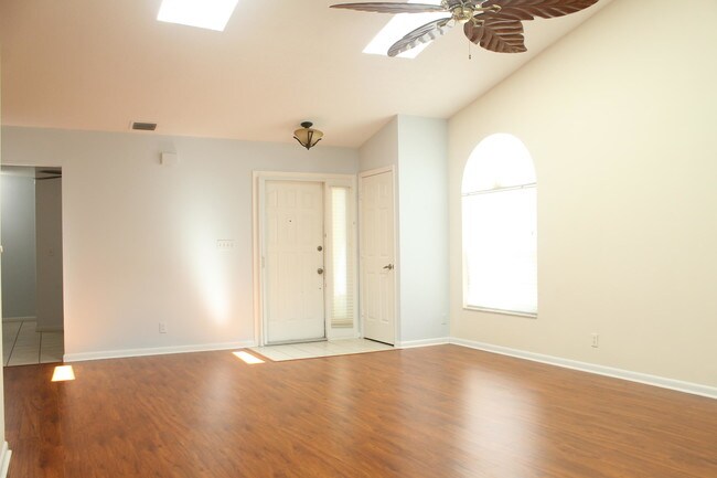 Building Photo - 1522 Ocean Dunes Cir