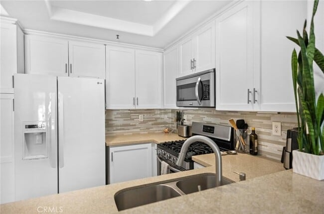 Building Photo - 65 Whippoorwill Ln