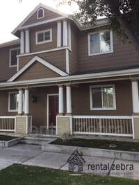 Building Photo - 718 W 18th St