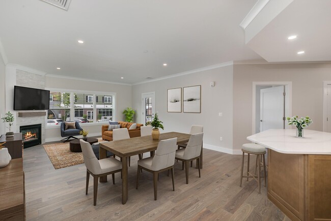 Primary Photo - 65 Pointe Pl