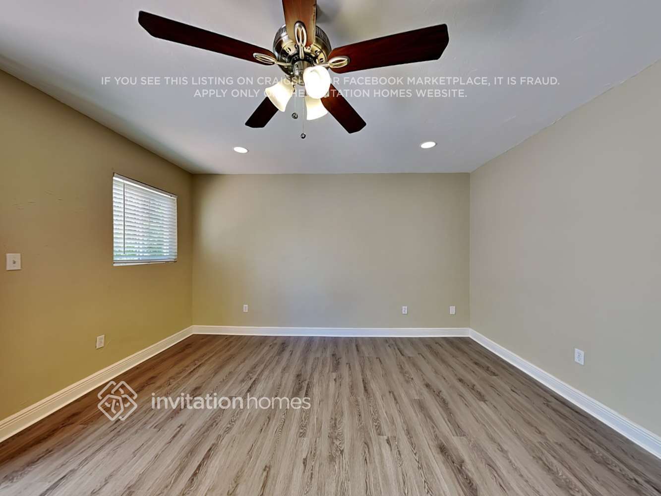 Building Photo - 14502 SW 139th Ave Cir E