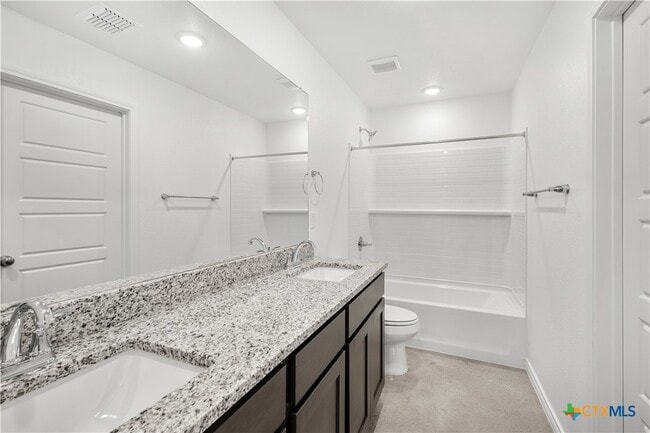 Building Photo - 1230 Concord Dr