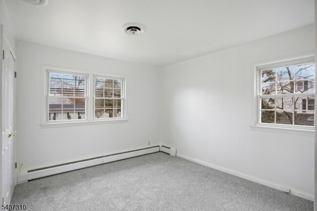 Building Photo - 254 Darlington Ave