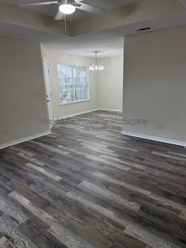 Building Photo - 9980 Bowman Ave