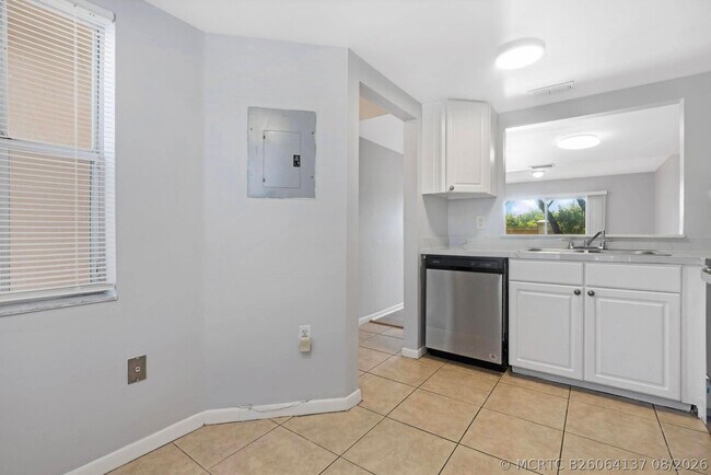 Building Photo - 4080 NW 90th Ave