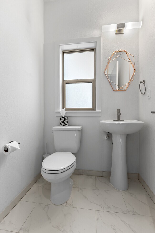 Building Photo - 4244 S Greenbelt Station Dr