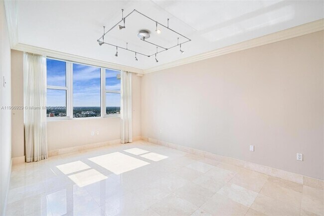 Building Photo - 3201 NE 183rd St