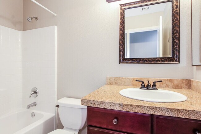 Building Photo - 2317 E Flintlock Pl