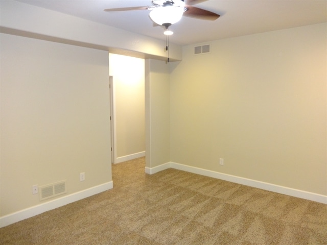 Building Photo - 9438 E 109th Ave