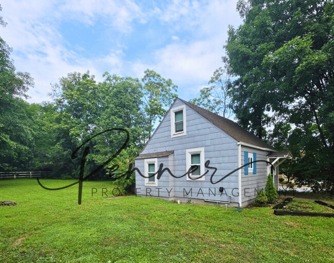Building Photo - 2406 S Lee's Summit Rd