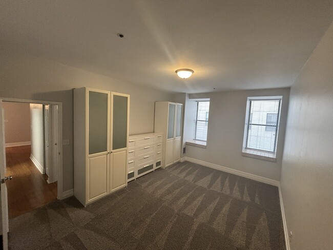 Master Bedroom - 234 N Broadway