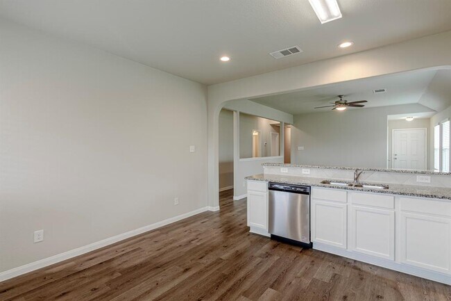 Building Photo - 4922 Blue Jacaranda Wy