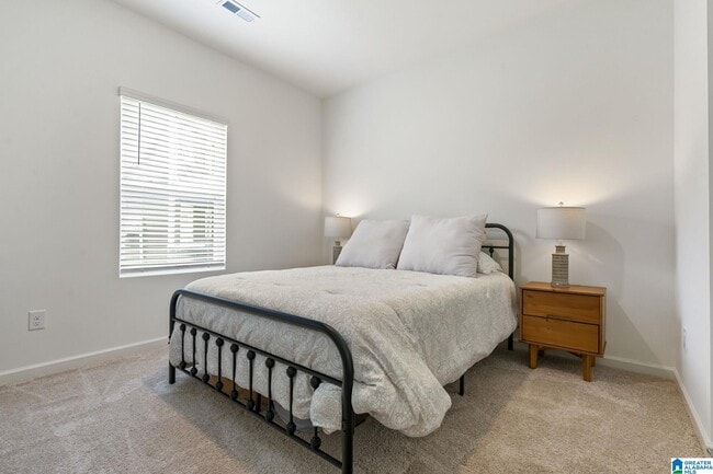 Building Photo - 5700 Post Oak Trl