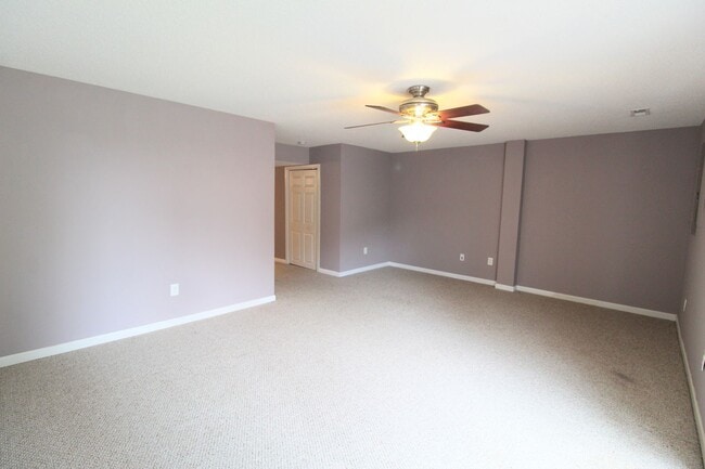 Building Photo - 1055 John Paul Jones Ln