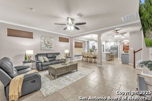 Building Photo - 8427 Buckhorn Parke