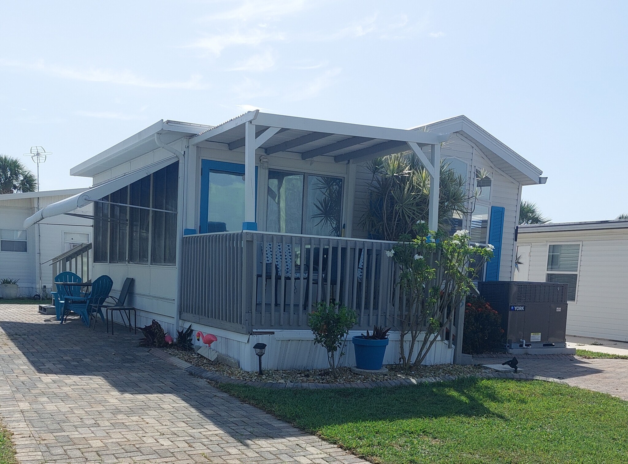 Home in 55 + community with pool, rec center, boat ramp - 1475 Flamingo Dr