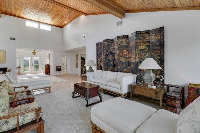 Building Photo - 13760 Sand Crane Dr