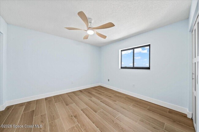 Building Photo - 1465 Jimmy Buffett Mem Hwy