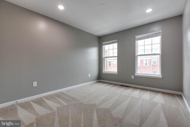 Building Photo - 2706 Amber Crest Rd